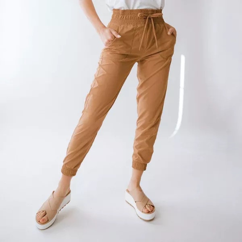 Albion Fit Destination Joggers - Small Tall - Sand